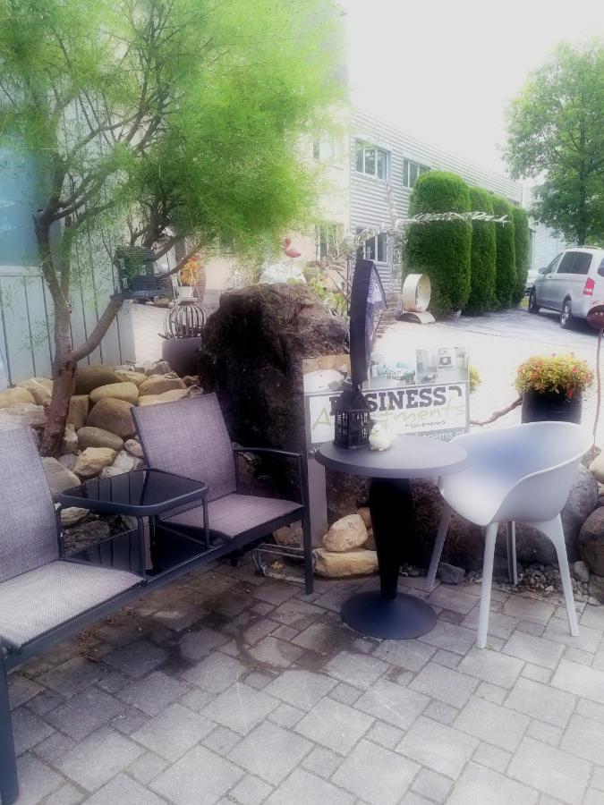 Business Apartments Хоенемс Екстериор снимка