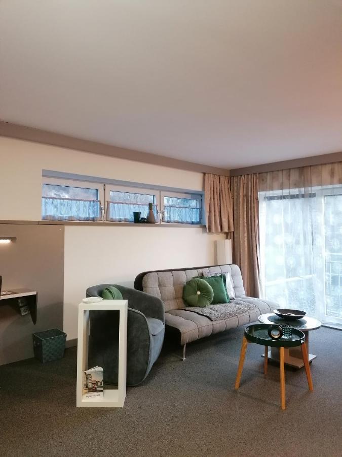 Business Apartments Хоенемс Екстериор снимка
