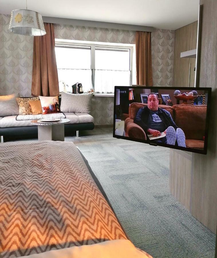 Business Apartments Хоенемс Екстериор снимка