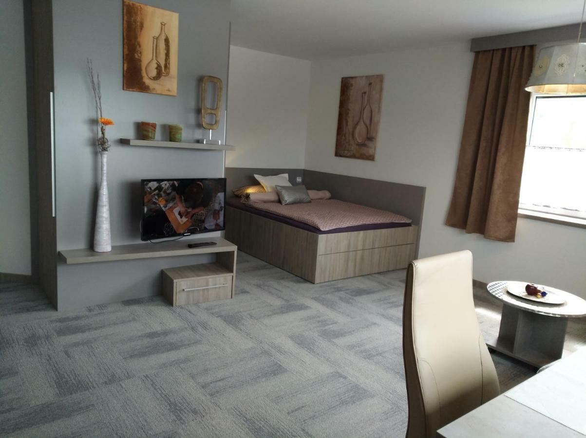 Business Apartments Хоенемс Екстериор снимка